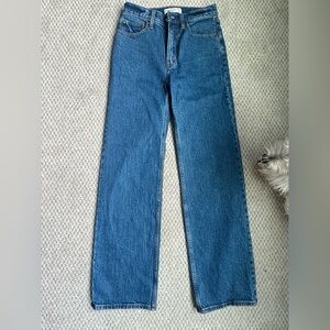 Abercrombie & Fitch 90s Relaxed High Rise Size 25/0